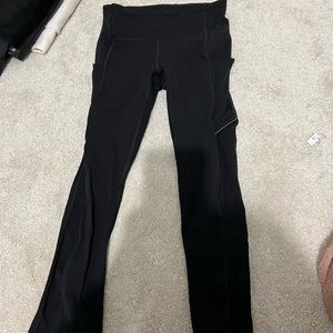 Lululemon mesh black leggings